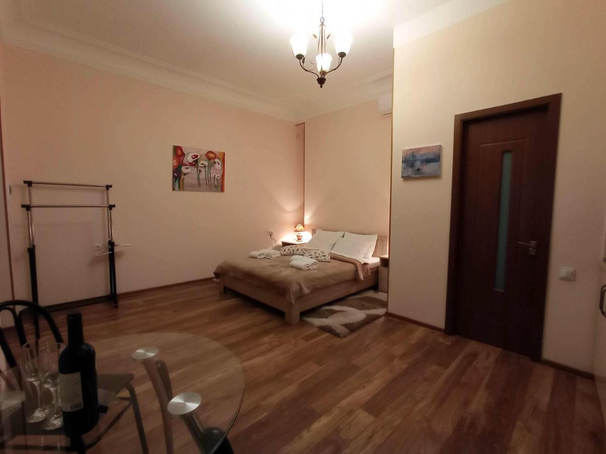 La Maison #7 Тбілісі Екстер'єр фото
