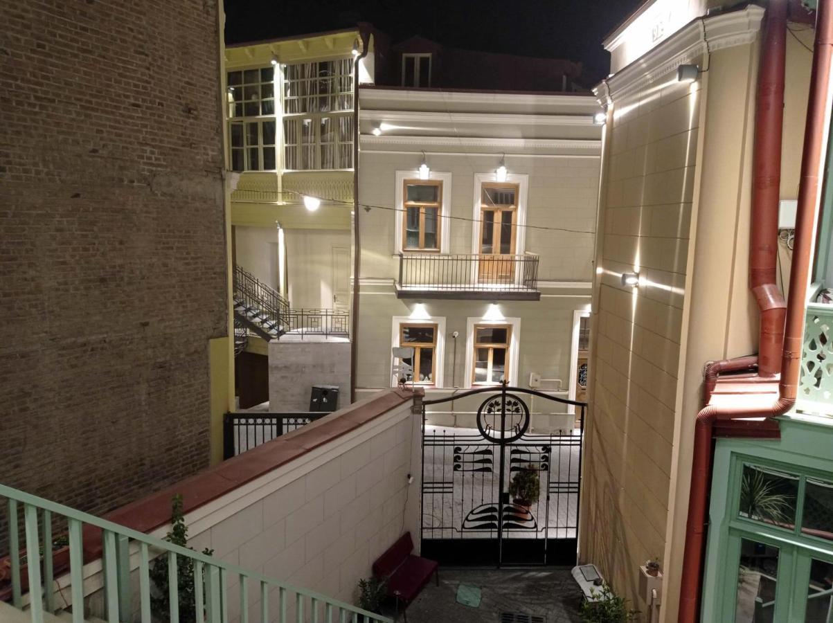 La Maison #7 Тбілісі Екстер'єр фото