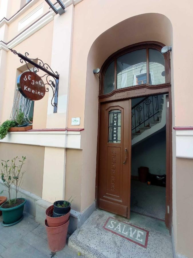 La Maison #7 Тбілісі Екстер'єр фото